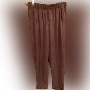 GAP High-rise Pull-on Pants